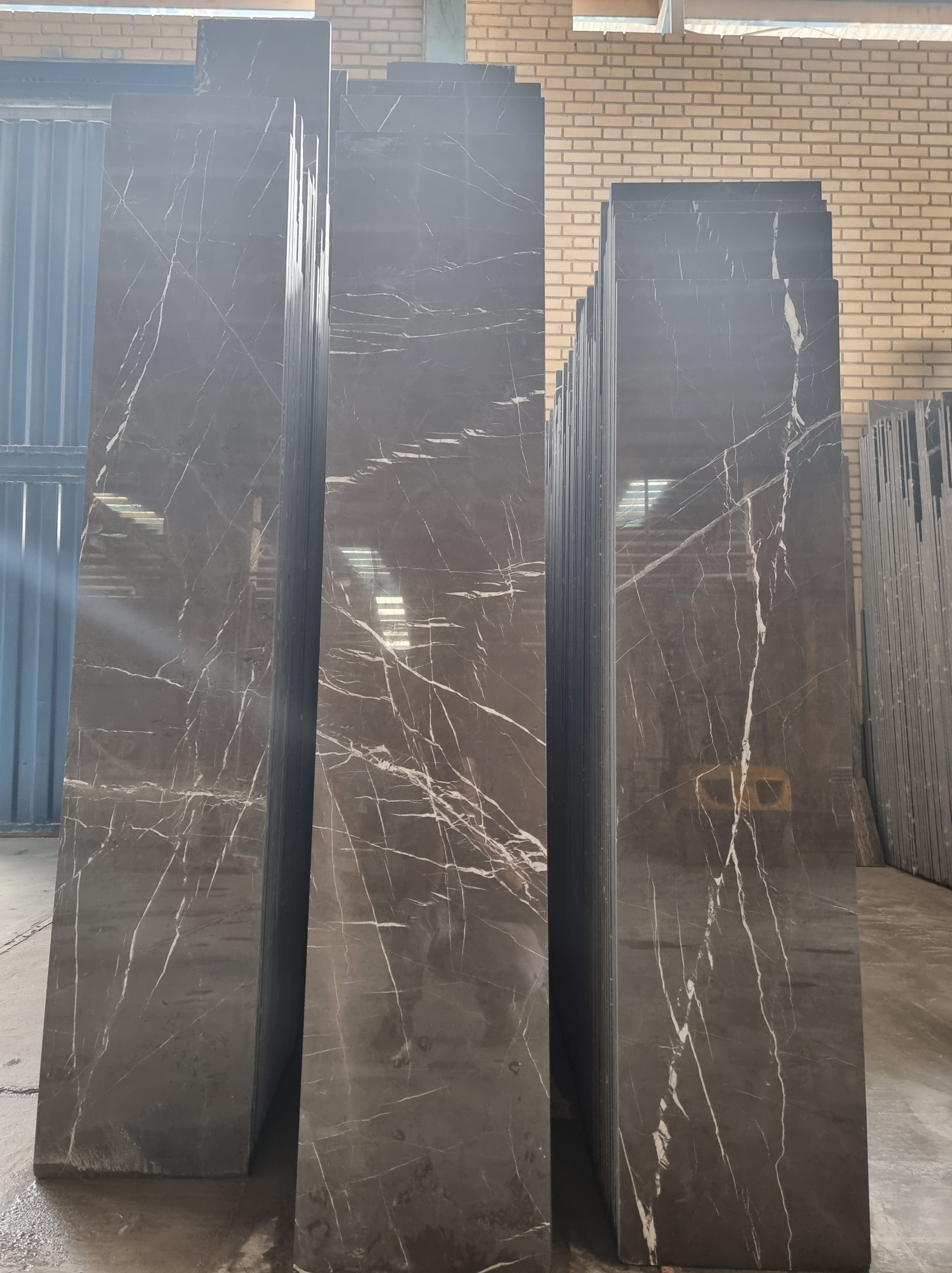 - The best quarries of Armani grey marble in the world