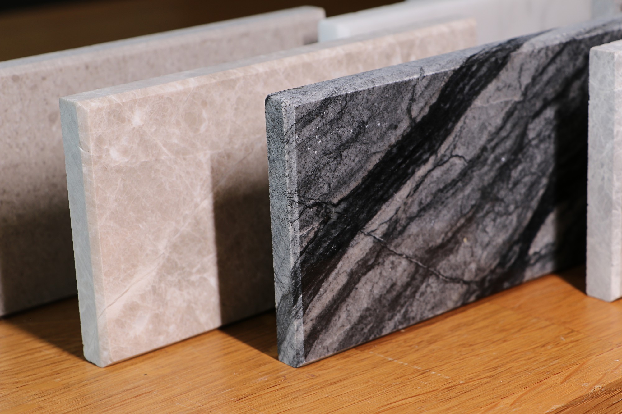 - Comparison of Sintered Stone and Marble