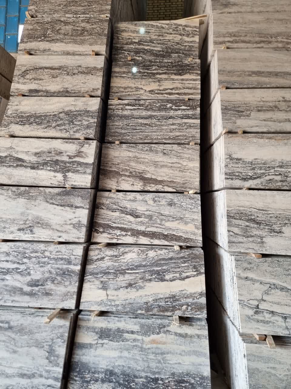 Silver Travertine Stone: Natural Beauty for Interior Decoration - UP STONE