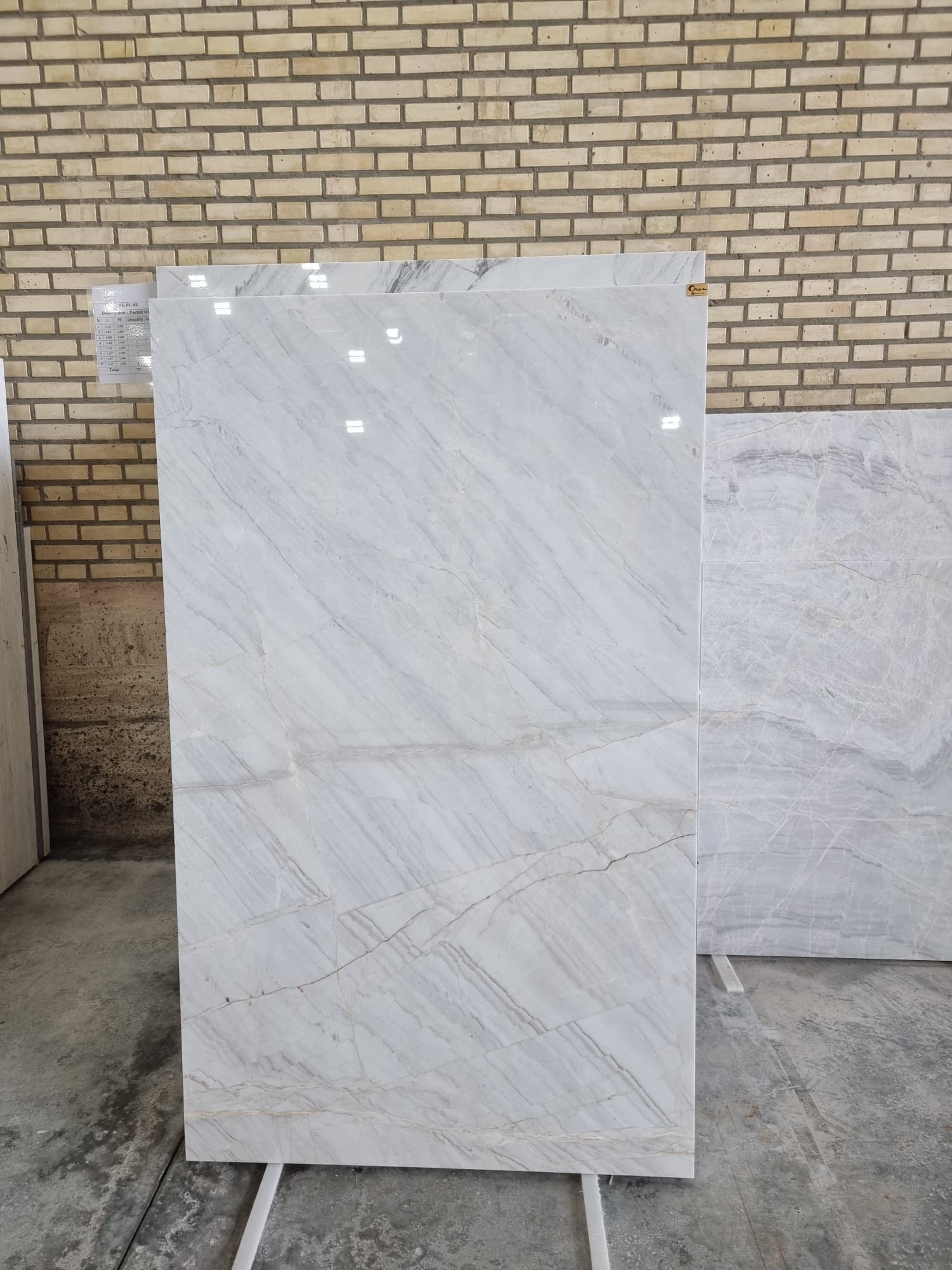 Using White Marble Stone for Landscaping