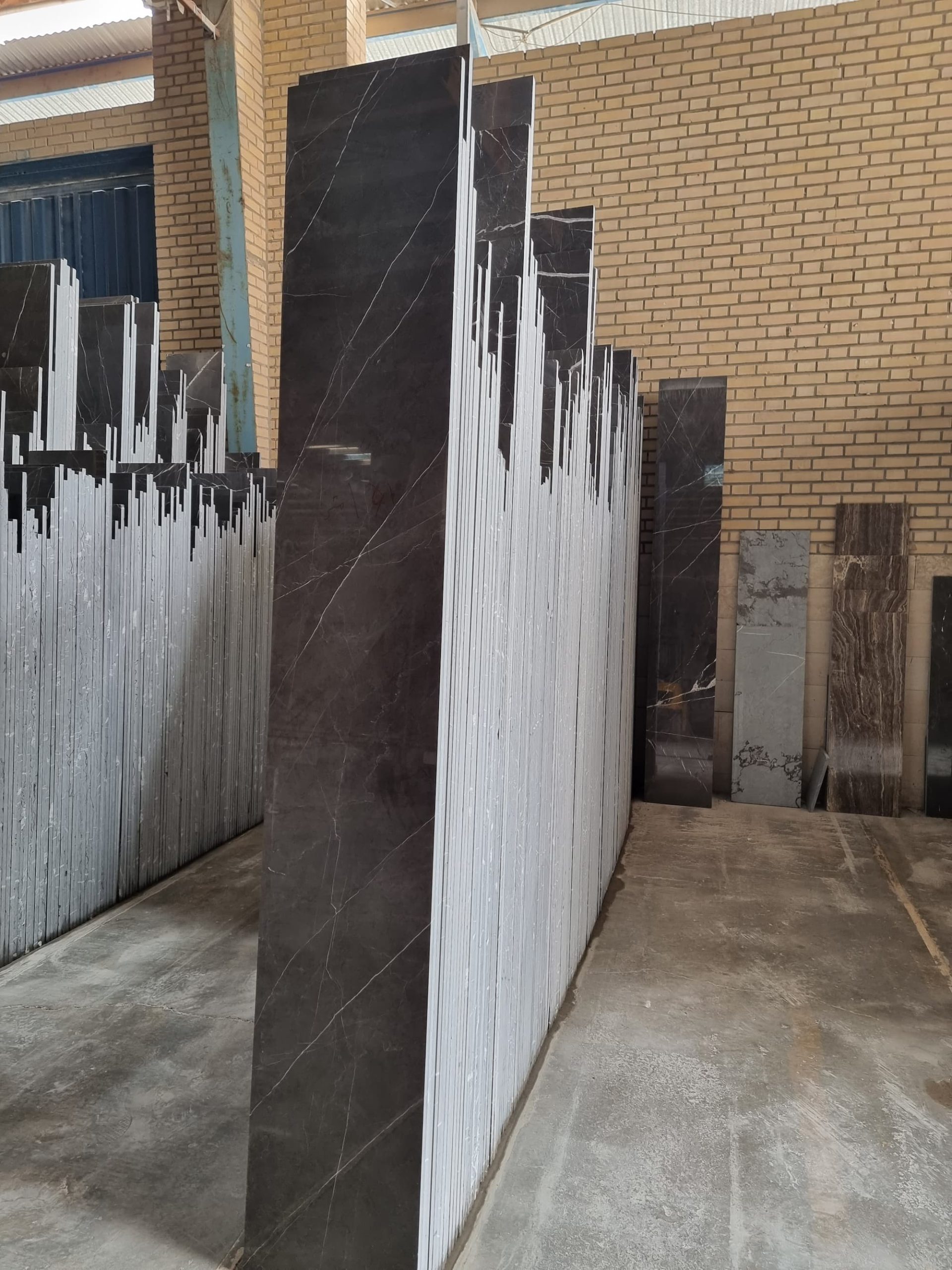What is Pietra Gray Marble? 4 What is Pietra Gray Marble25